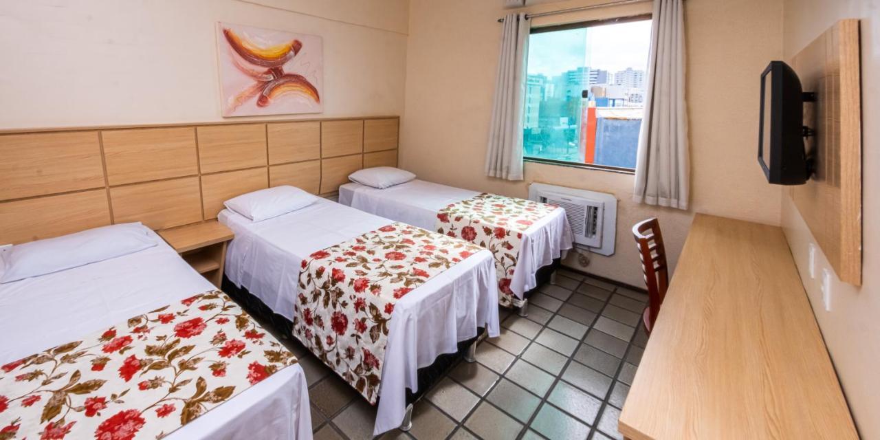 Hotel Dan Inn Express Salvador By Nacional Inn Екстер'єр фото